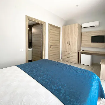 Eyluel 16 Panzió Çeşme